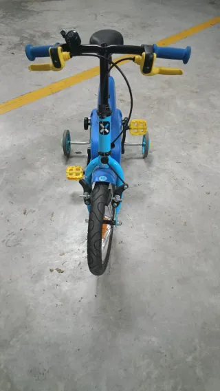 Bicicleta infantil BTwin azul