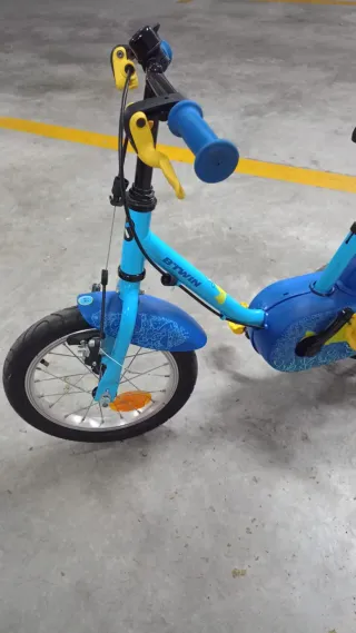 Bicicleta infantil BTwin azul