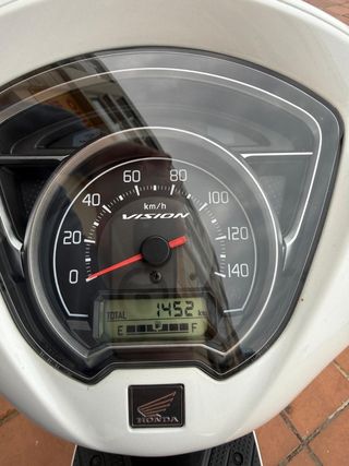 2025 HONDA VISION 110 125 SOLO 1.300 KM Y GARANTÍA