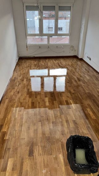 instalación suelo laminado/acuchillado y barnizado