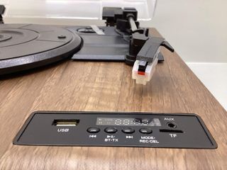 giradiscos retro spiler turntable with built-in speakers
