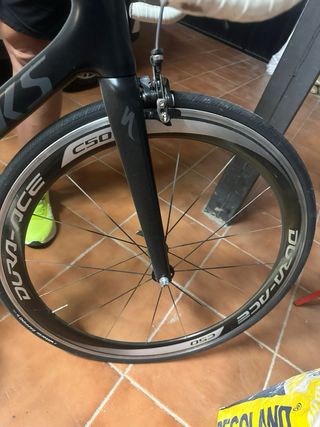 Bicicleta de carretera Specialized Negra
