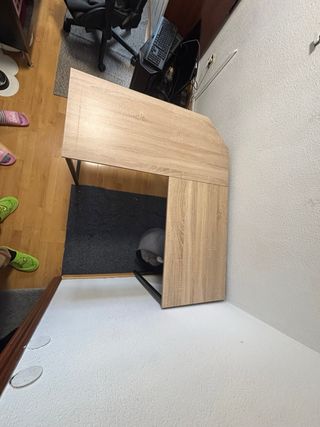 Escritorio Esquinero L Madera y Metal