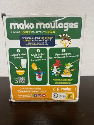 Caja de moldes El Mundo de los Dinosaurios