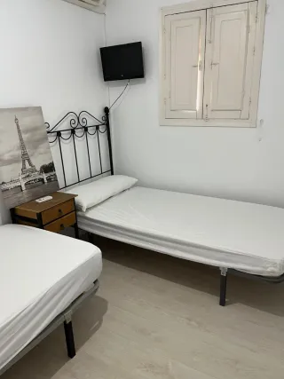 Se alquila piso exterior (completamente reformado)