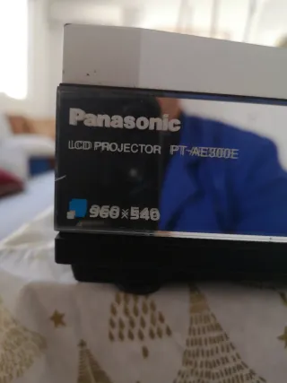 Proyector Panasonic PT-AE300E LCD 960x540