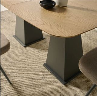 MESA DE COMEDOR EXTENSIBLE ART 806.