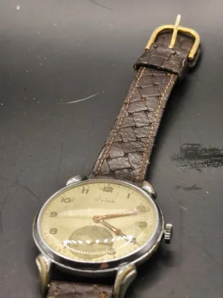 Reloj Cyma Clásico Correa Marrón y Dorado