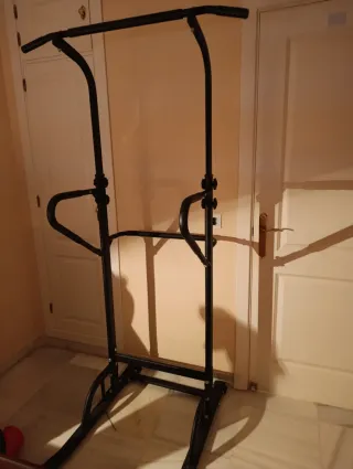 Estación de dominadas multifunción