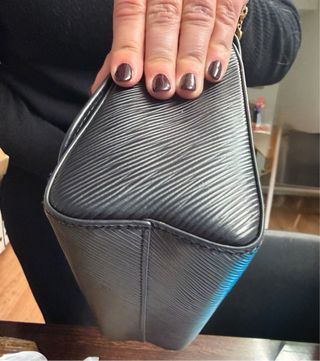 Bolso bandolera estilo Louise Vuitton Twist MM