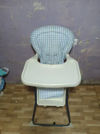 Silla de bebé plegable