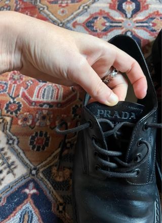 Zapatos de vestir PRADA negros