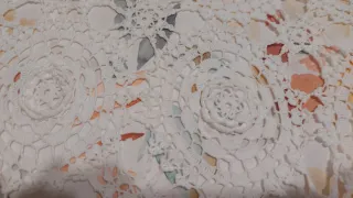 Colcha de ganchillo hecha a mano