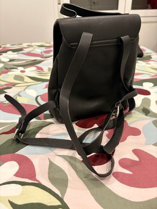 Mochila Stradivarius Negra