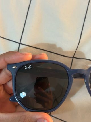 Gafas de sol Ray-Ban azul oscuro
