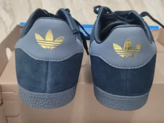 Zapatillas Adidas Gazelle Negras y Grises