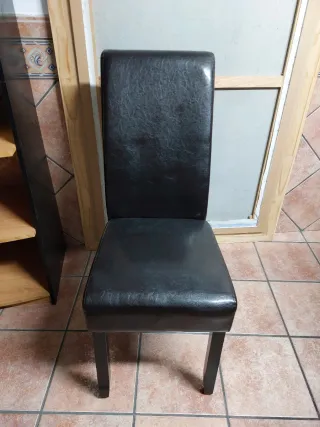 Silla de oficina color marrón