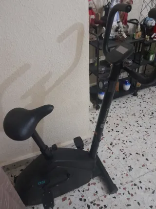 Bicicleta Estática Negra