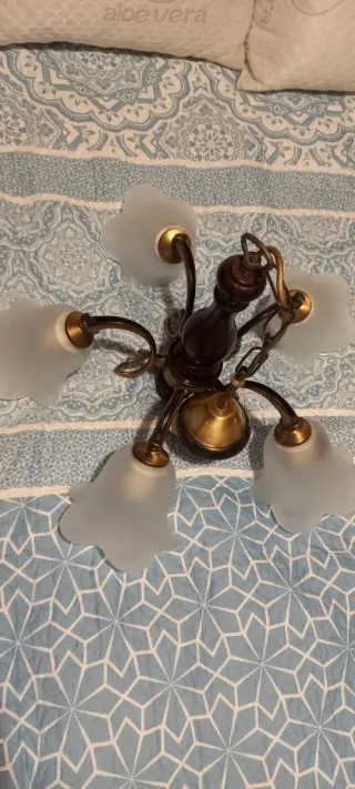 Lámpara de techo madera y metal