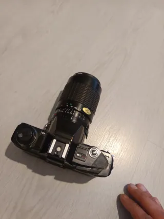 2 Cámara Minolta X-300 + Objetivo