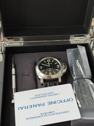 Panerai Luminor - Reloj Negro