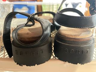 Sandali Esprit Neri e Marroni