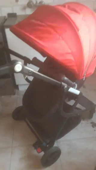 Silla de paseo y capazo para bebé