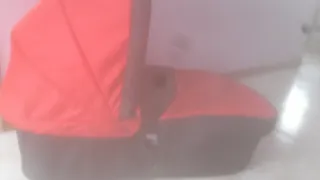 Silla de paseo y capazo para bebé