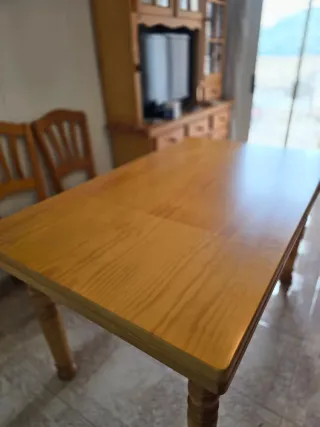 Mesa y 6 Sillas Madera Maciza