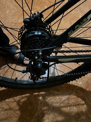 Bicicleta Eléctrica EleaGlide 350W