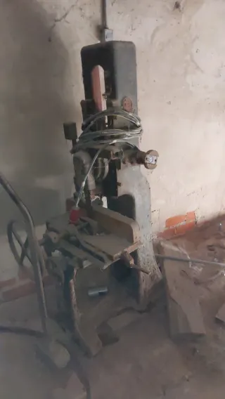 Máquina industrial de carpintería