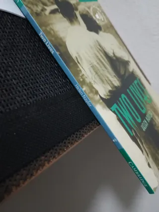 Two Lives Level 3 (Cambridge English Readers)