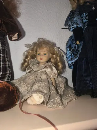 Muñeca de Porcelana Vintage Azul