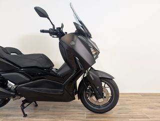 YAMAHA XMAX 300 TECH MAX 2025