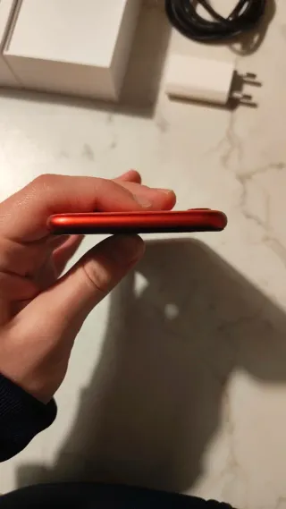 iPhone SE 2ª gen (RED)