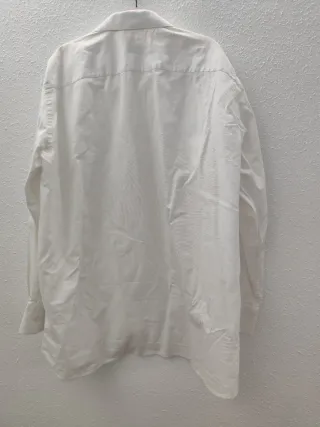 Camisa blanca de vestir