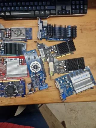 Lote de 11 Tarjetas Gráficas - Leer