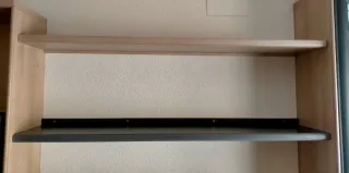 Vitrina de salón con puertas de cristal