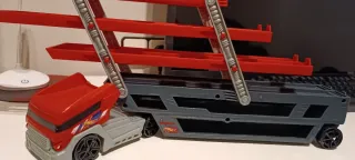 Mega camión Hot Wheels