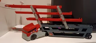 Mega camión Hot Wheels