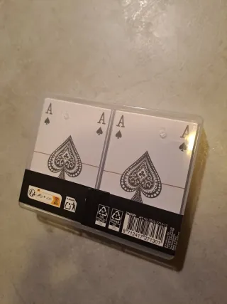 Set 2 Mazzi Carte da Gioco Premium Nuove sigillate