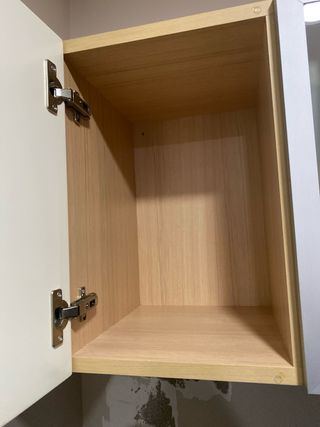 Mueble TV artesanal con botellero. Seminuevo