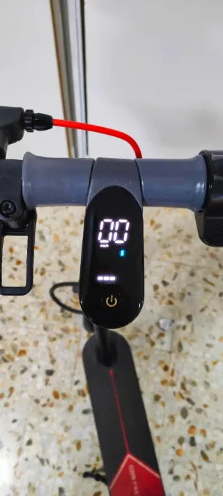 Patinete eléctrico OLSSON Fresh Wild Red – DGT