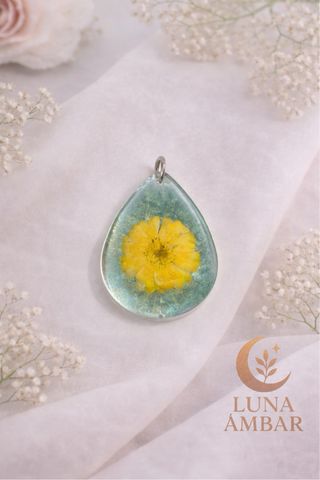 Collar/colgante artesanal flor natural