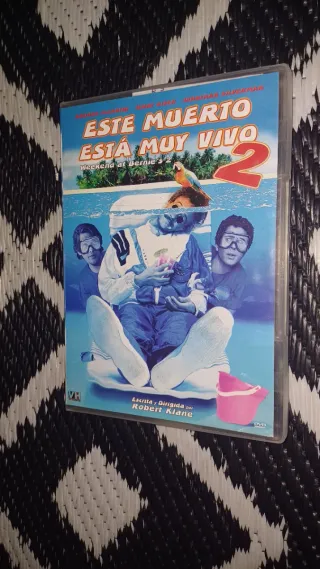 ESTE MUERTO ESTÁ MUY VIVO 1 Y 2 DESCATALOGADAS DVD