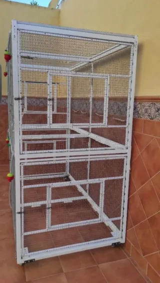 Voladera para pájaros grande