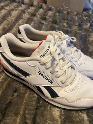 Zapatillas Reebok Blancas Azules y rojas