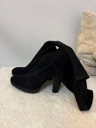 Stivali alti con tacco neri