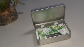 Chiavetta USB Dolce & Gabbana “Flowers” con Scatol