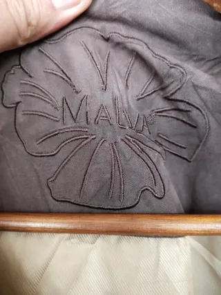 Chaqueta acolchada marrón mujer